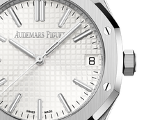 Audemars Piguet ROYAL OAK Silver-Toned Dial 41mm