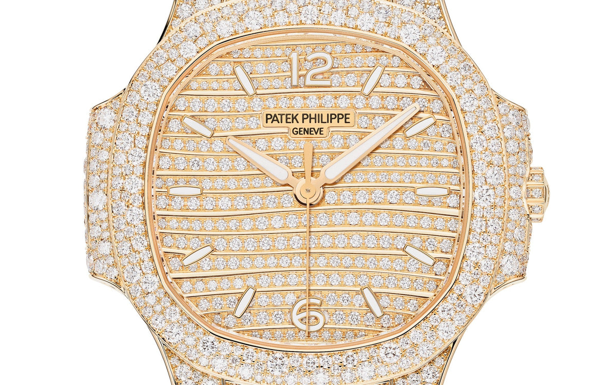 Patek Philippe Nautilus Haute Joaillerie Ladies Automatic , 18K Roségold and Diamanten, 35,2mm