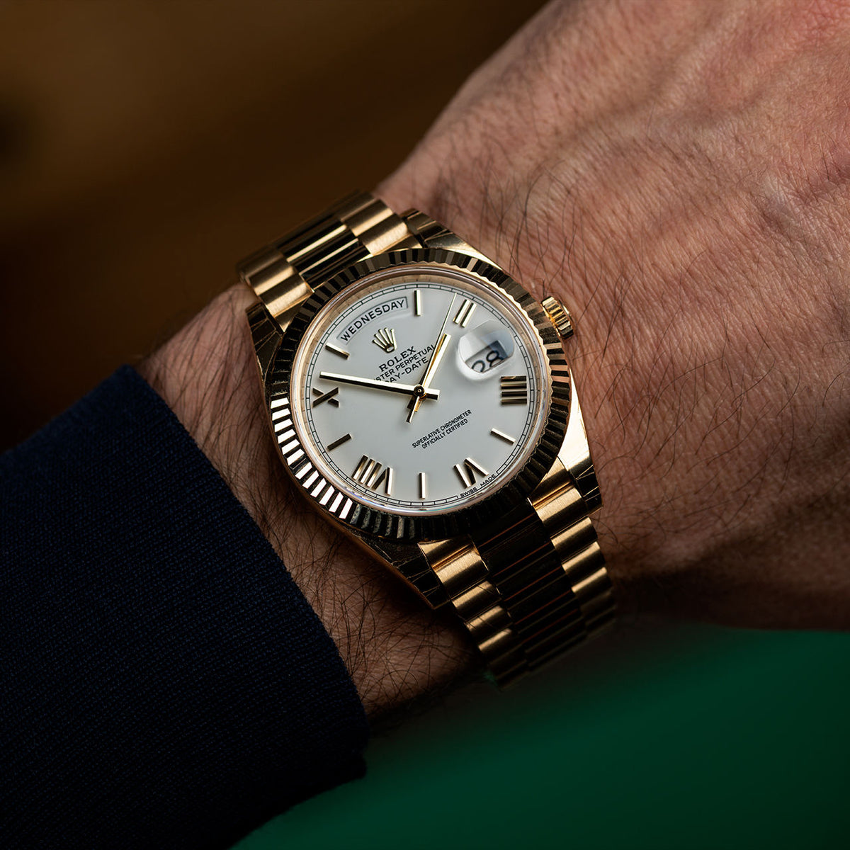 Rolex DAY-DATE 40MM PRESIDENT 18K Gelbgold SILVER ROMAN DIAL