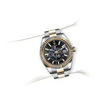 Rolex Sky-Dweller 18K Gelbgold Schwarzes Zifferblatt