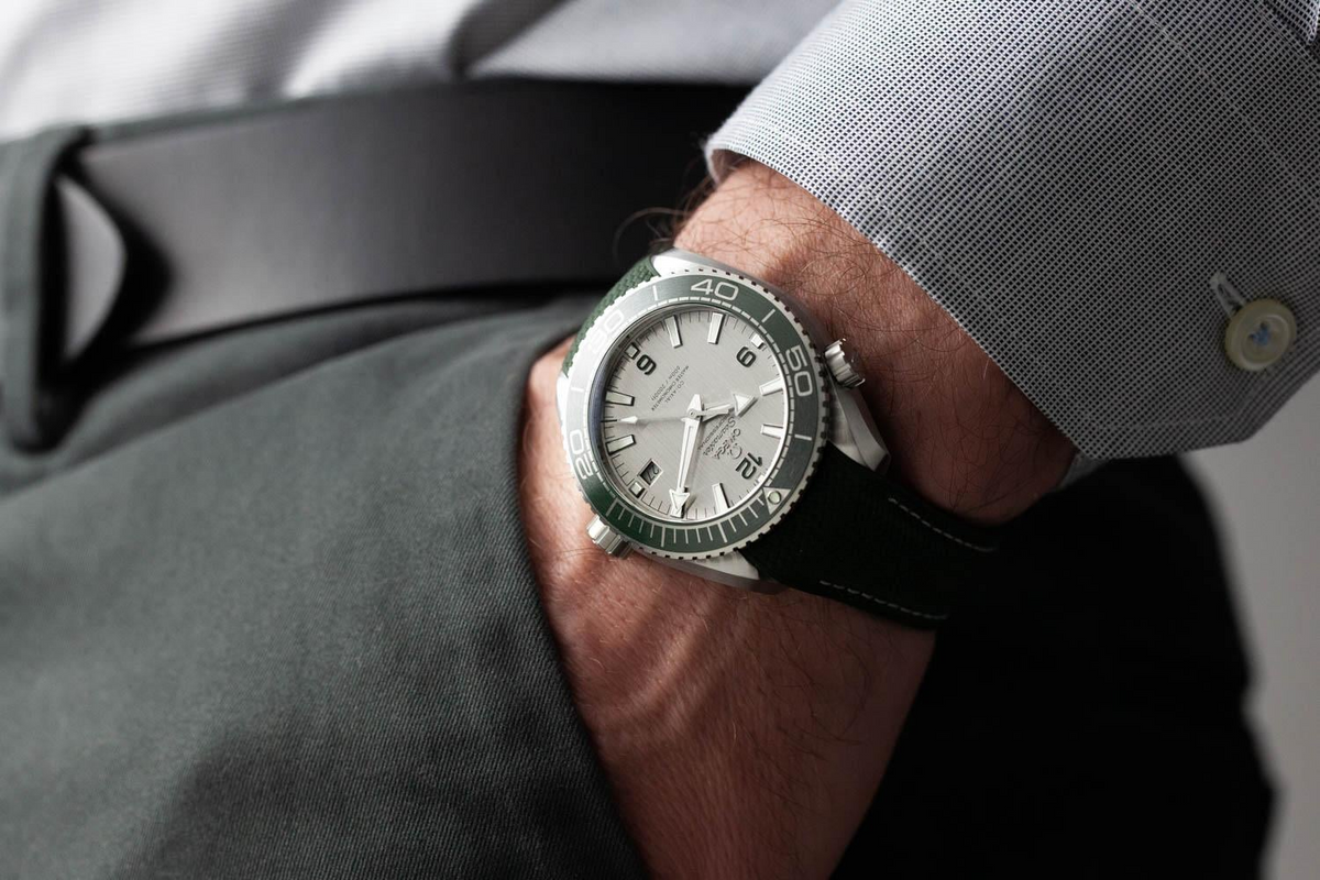 Omega Planet Ocean 8900 43.5mm Grey / Green