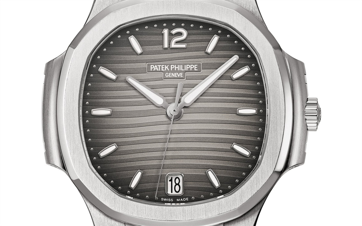 Patek Philippe Nautilus Ladies Automatic , Edelstahl, 35,2mm