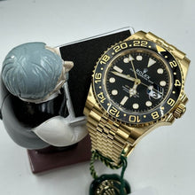Rolex GMT Master ll Gelbgold Schwarzes Zifferblatt Jubilee Bracelet 40mm M126718GRNR-0001