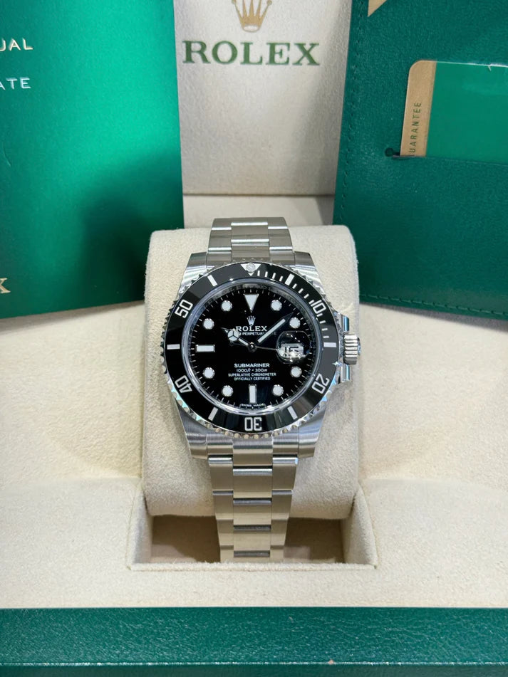 Rolex Submariner Date Schwarzes Zifferblatt -0001