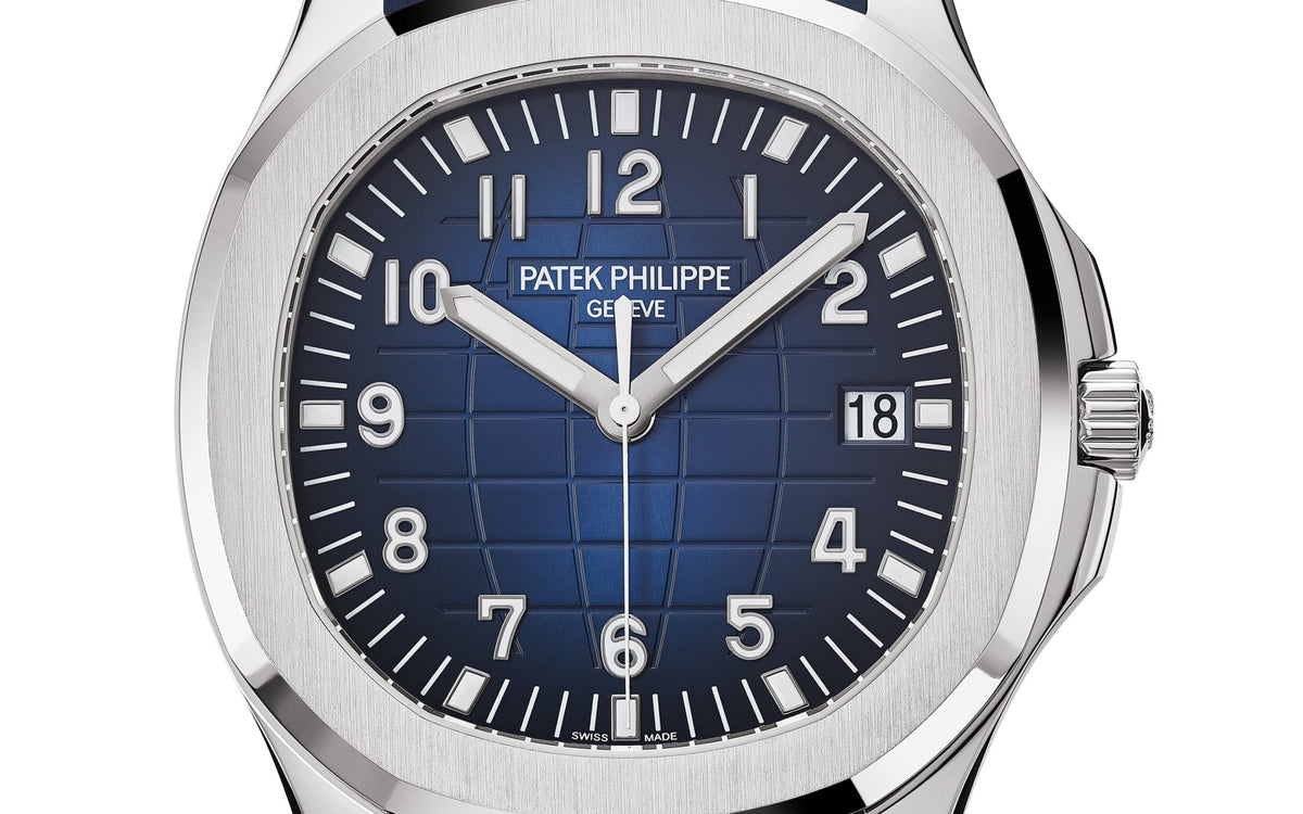 Patek Philippe Aquanaut Date, Sweep Seconds , 18k Weißgold 42,2 mm