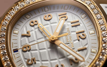 Patek Philippe Aquanaut Luce Travel Time, 18k Roségold, 38,8mm