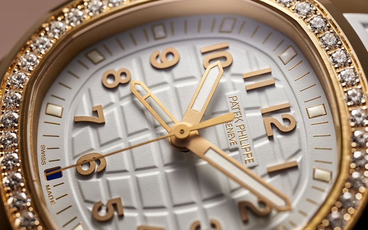 Patek Philippe Aquanaut Luce Travel Time, 18k Roségold, 38,8mm