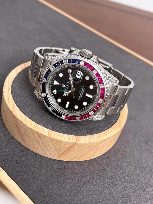 Rolex SUBMARINER SILVER BLUE / RED Diamanten 40MM