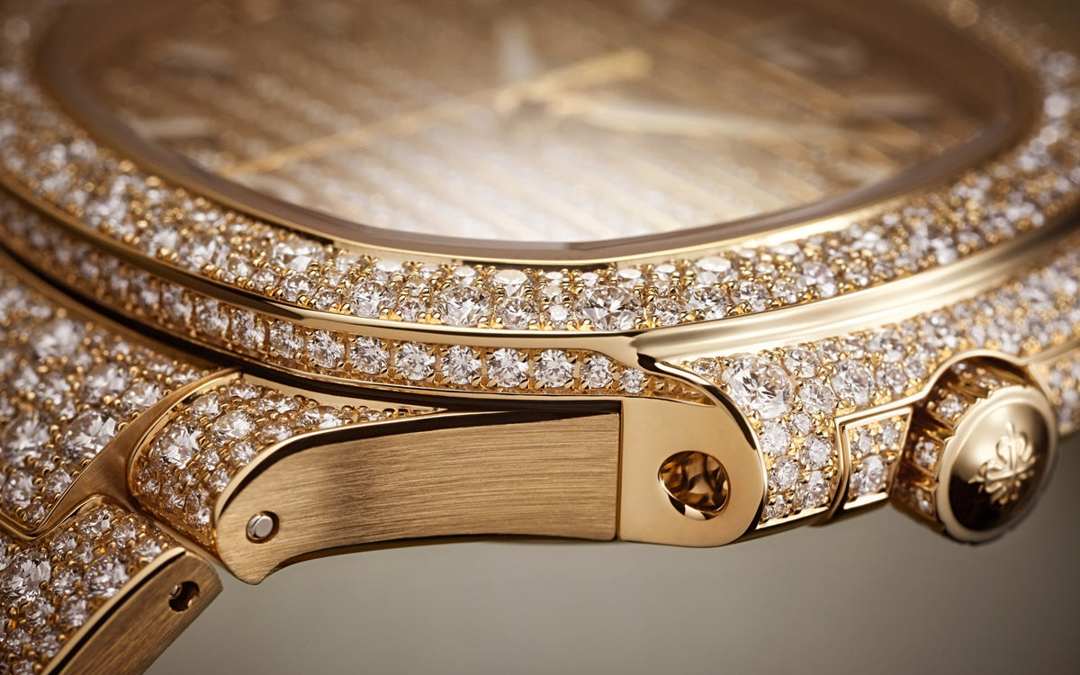 Patek Philippe Nautilus Haute Joaillerie Ladies Automatic , 18K Roségold and Diamanten, 35,2mm