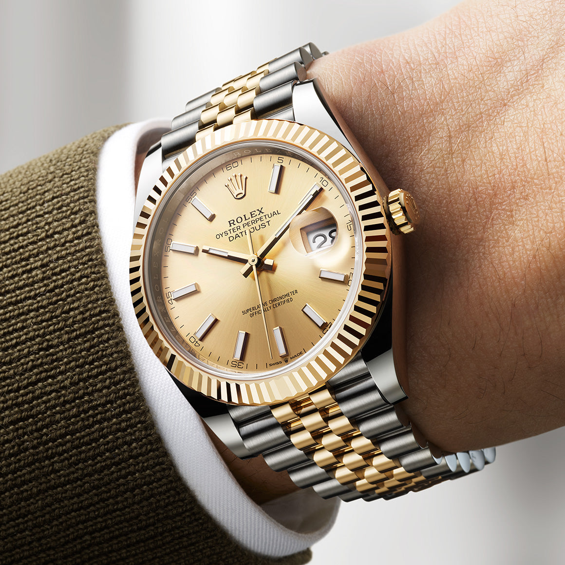 Rolex Oyster Perpetual Datejust 41 -0010
