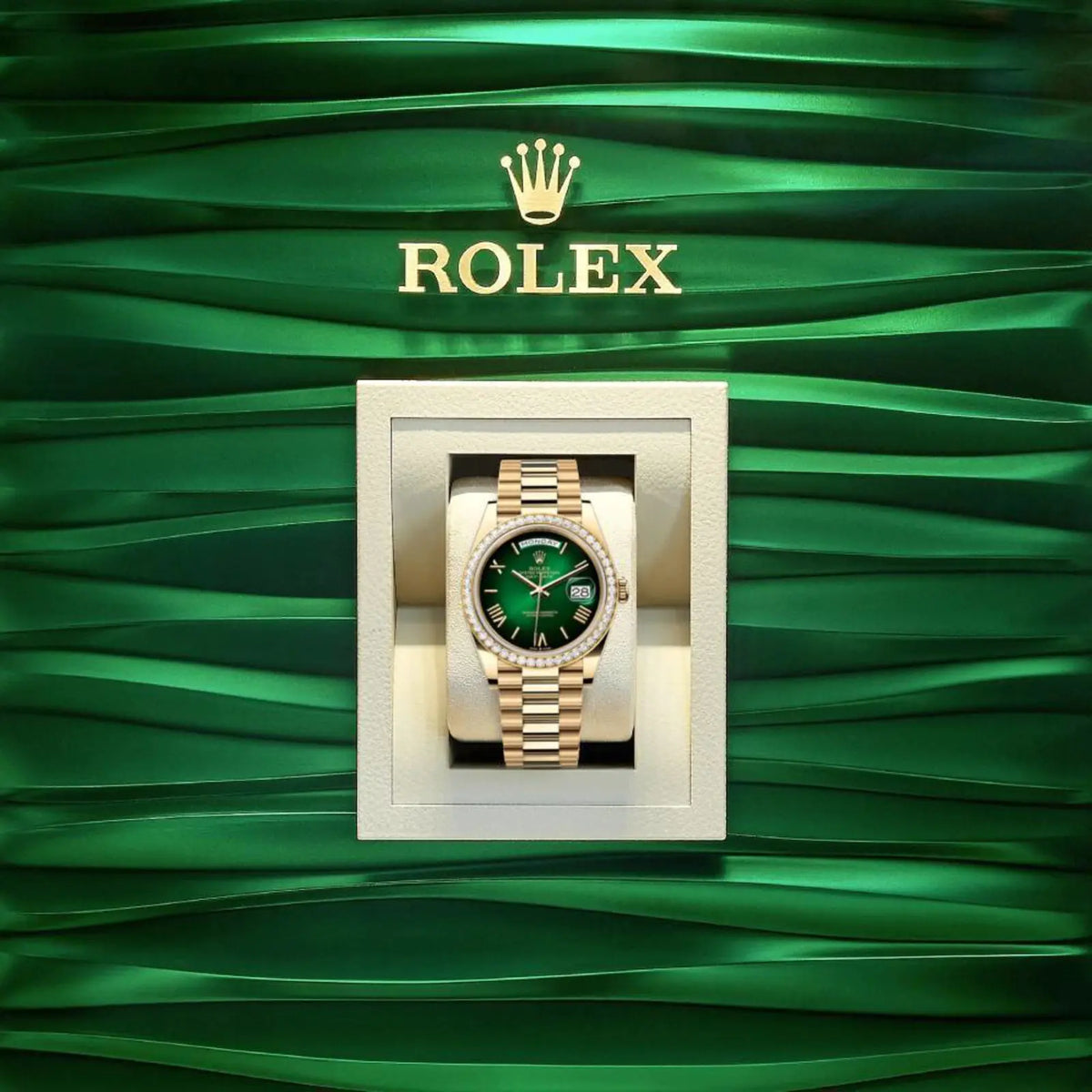 Rolex Day-Date Gelbgold Green Ombre Roman Numeral Dial Diamanten Bezel Replica