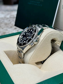 Rolex Submariner Date Schwarzes Zifferblatt -0001