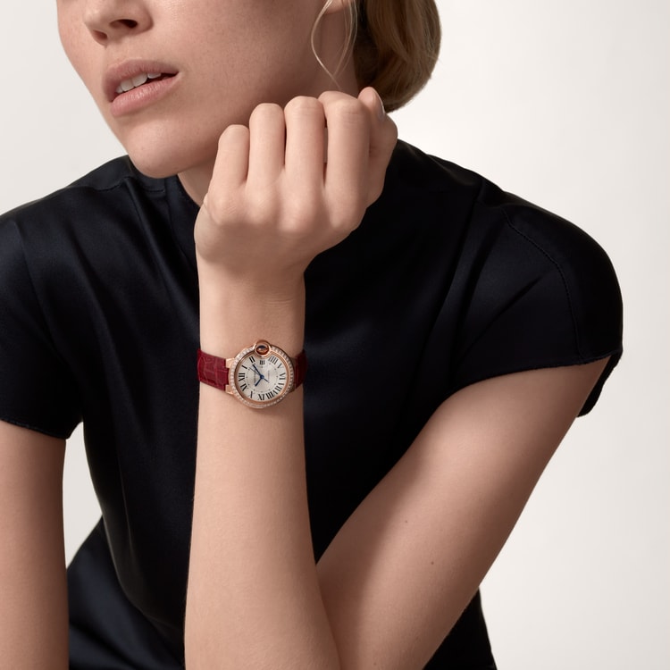 Cartier Ballon Bleu de Cartier Silvered sunray-brushed dial 33 mm