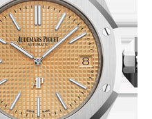 Audemars Piguet ROYAL OAK “JUMBO” EXTRA-THIN Pink Gold-toned Dial 39mm