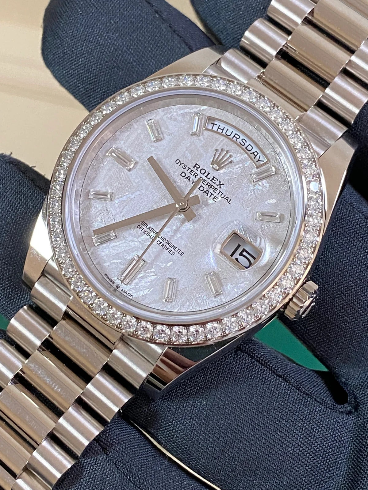 Rolex Day-Date 40 Platinum Meteorite Diamanten Dial Diamanten Bezel M228396TBR-0027
