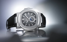 Patek Philippe Nautilus Annual Calendar, Moon Phases , Edelstahl, 40,5 mm