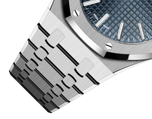 Audemars Piguet ROYAL OAK “Bleu nuit nuage 50” Dial 41mm