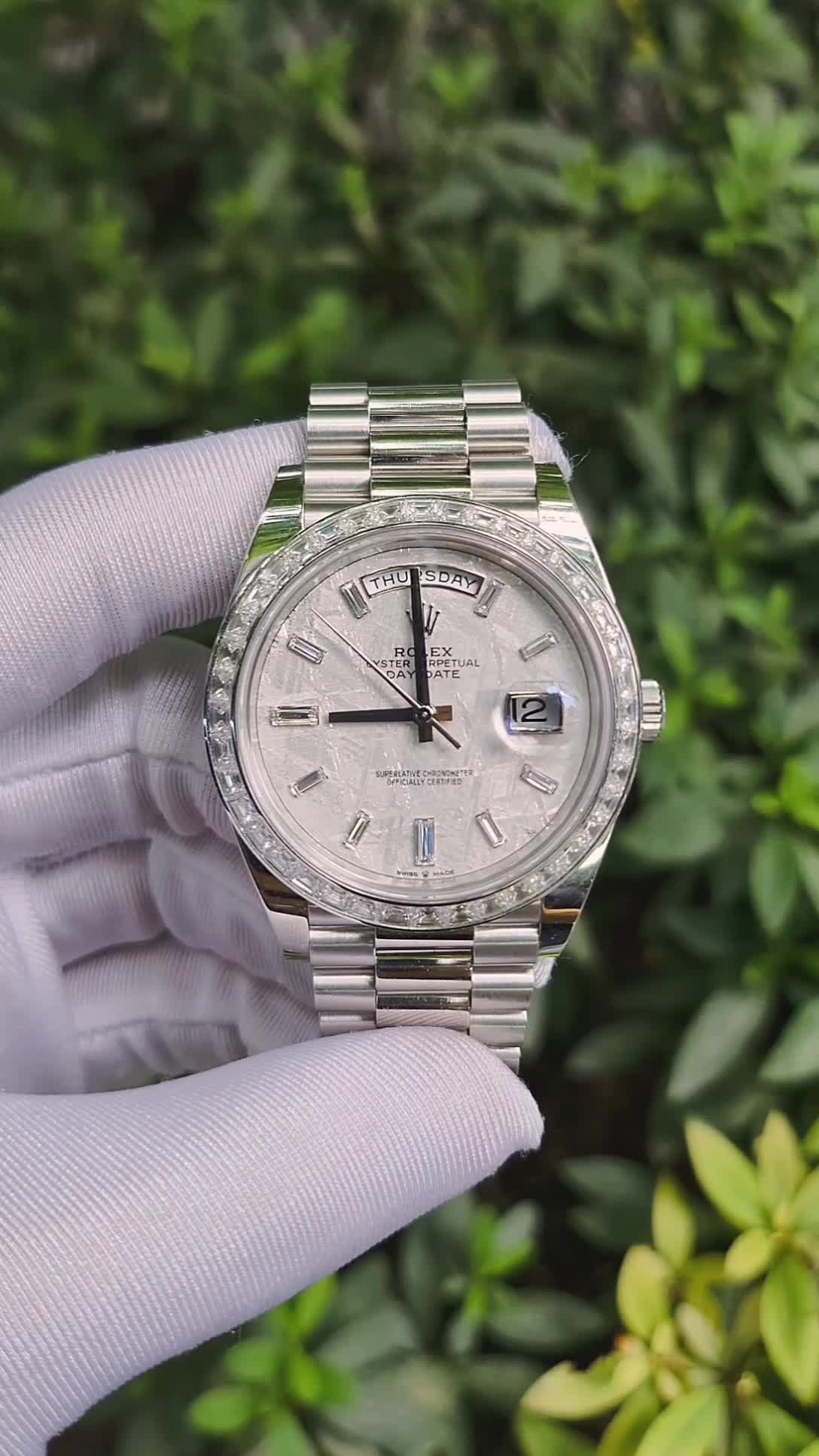 Rolex Day-Date 40 Platinum Meteorite Diamanten Dial Diamanten Bezel M228396TBR-0027