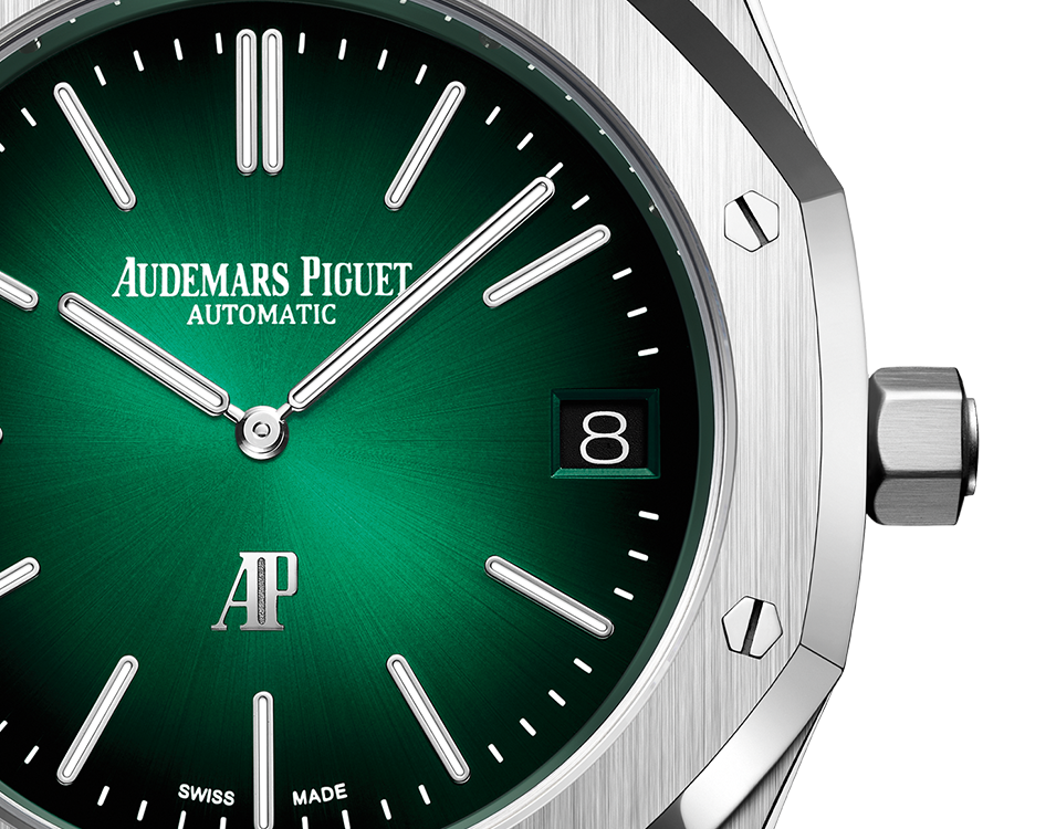 Audemars Piguet ROYAL OAK “JUMBO” Smoked Grünes Zifferblatt 39mm