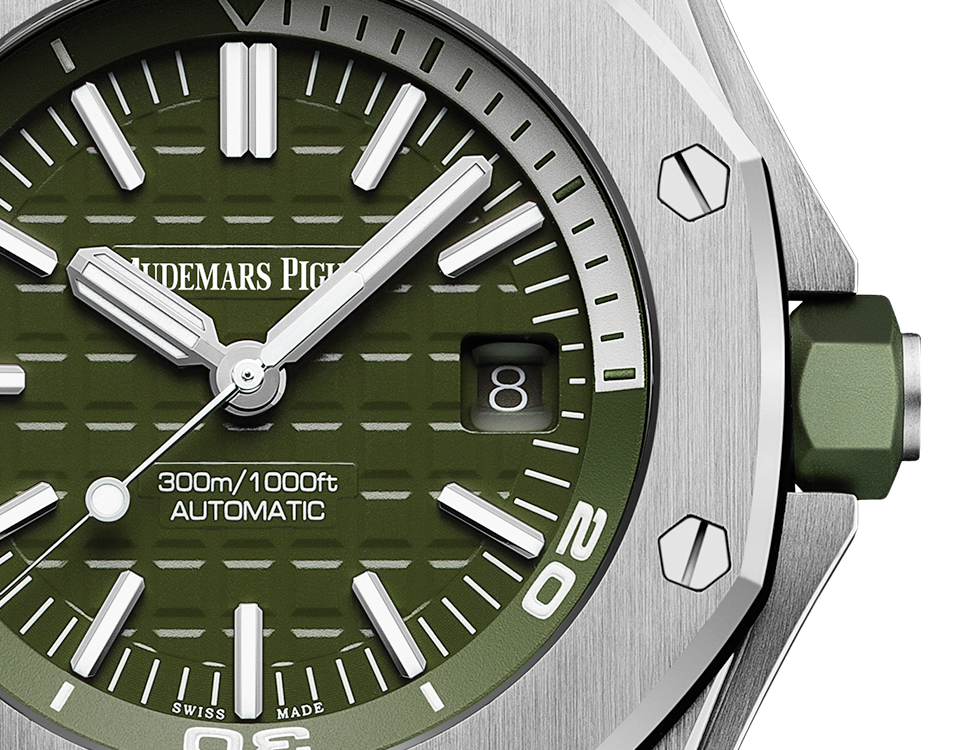 Audemars Piguet OFFSHORE DIVER Khaki Dial 42mm