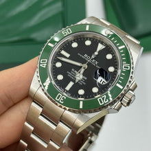 Rolex Submariner Date Green Bezel 41mm -0002 Replica