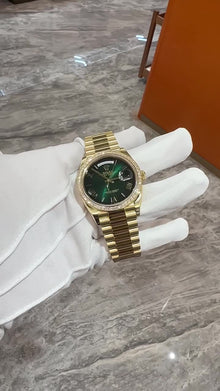 Rolex Day Date 36mm - Ref: - Green Ombre Diamanten Dial & Diamanten Bezel, 18K Gelbgold President Bracelet